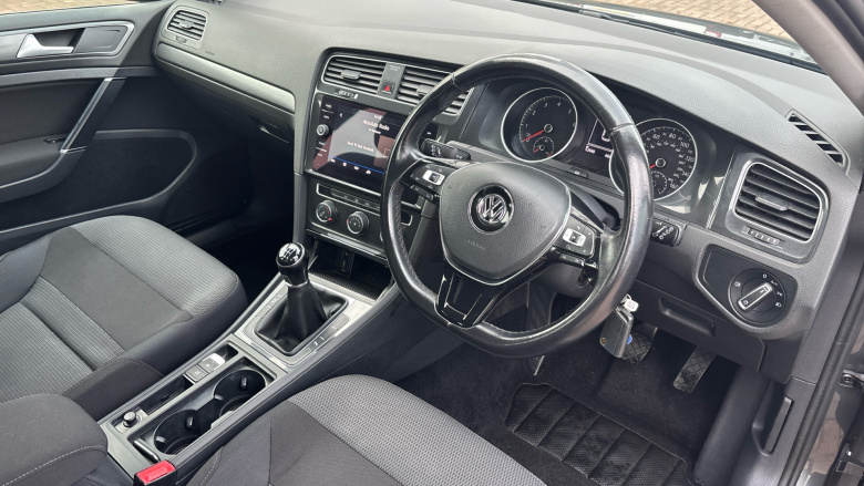 Volkswagen Golf 1.0 TSI 110 SE 5dr Petrol Hatchback